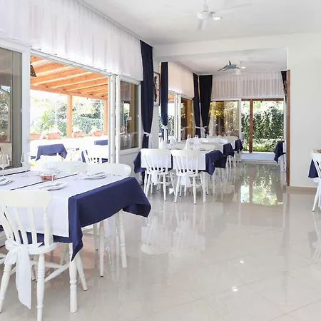 Apartment Apartment Rogoznica 3 *