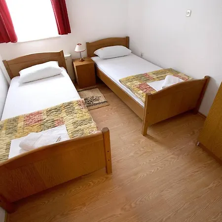 Apartment Rogoznica 3 Apartment *