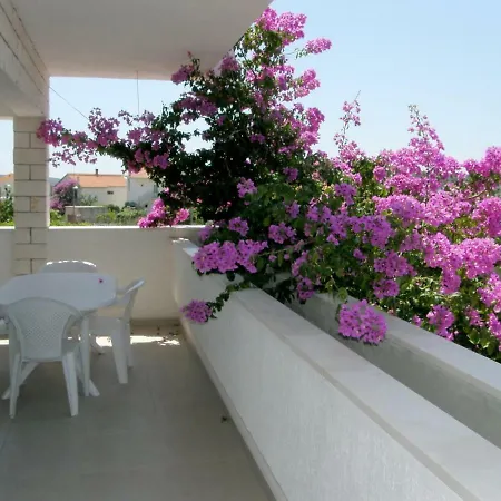 Apartment Apartment Rogoznica 3