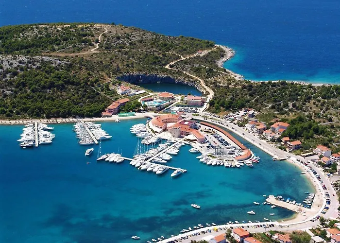 3 * Rogoznica (Sibenik-Knin)