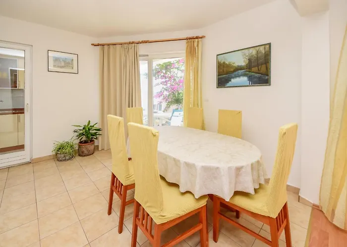 Διαμέρισμα 3 Rogoznica (Sibenik-Knin)