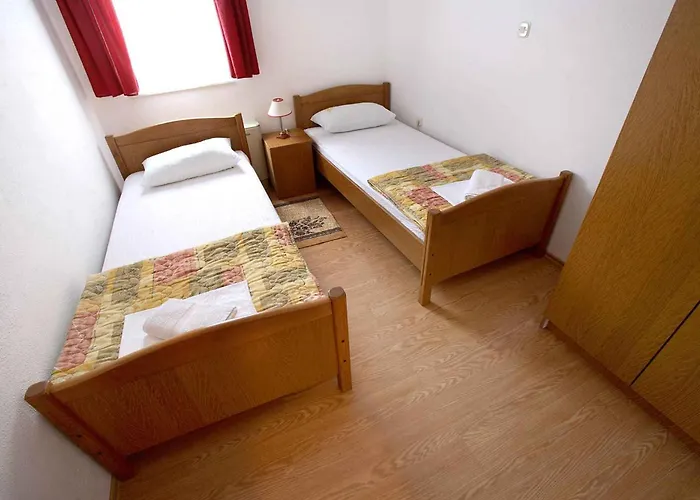 3 * Rogoznica (Sibenik-Knin)